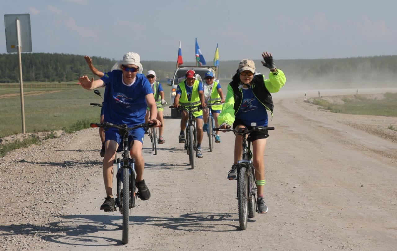 Состоялся велопробег из Чурапчи до Борогонцев, посвящённый Спортивным играм народов Якутии
