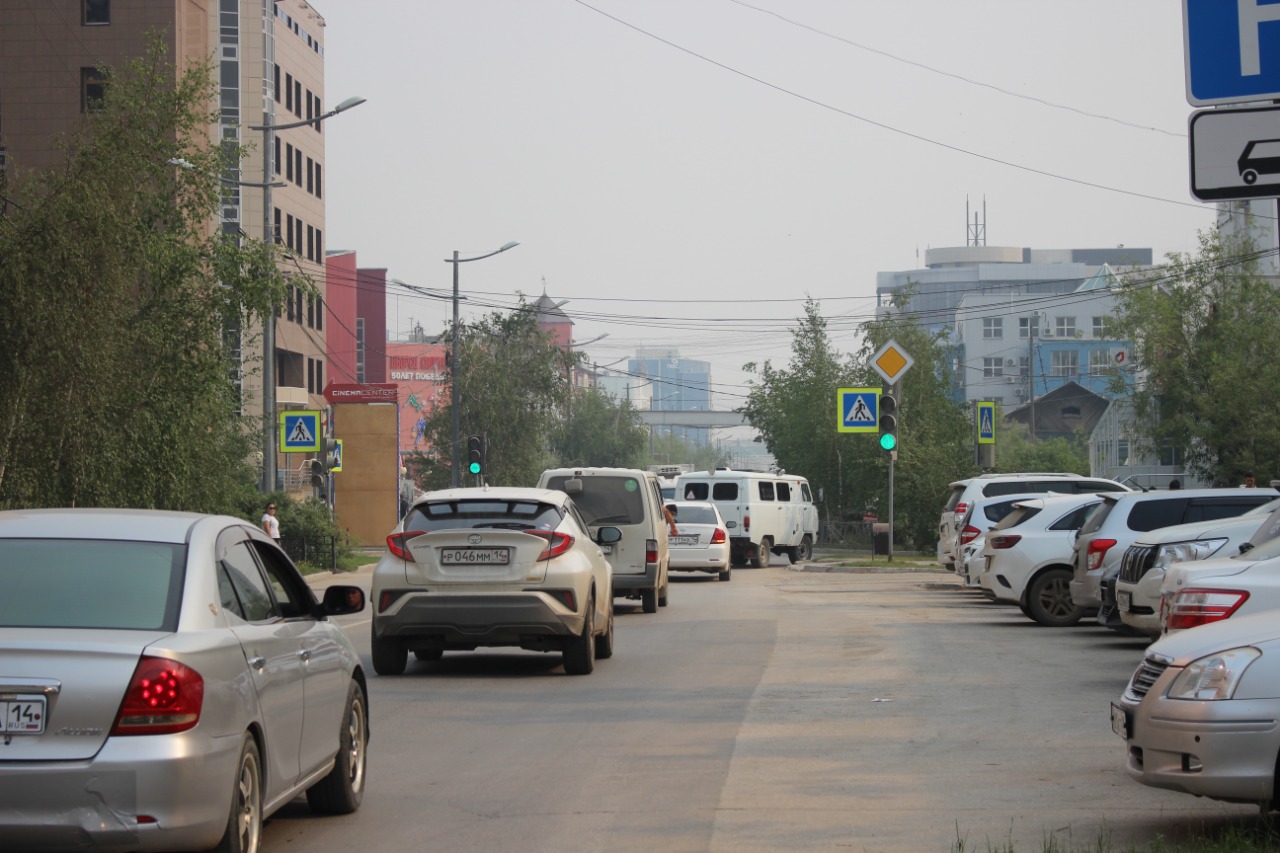 Причиной задымления в Якутске и ряде районов стал дым от лесных пожаров в Хабаровском крае