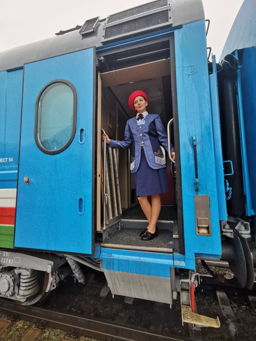 Первый пассажирский поезд прибыл из Якутии в Благовещенск