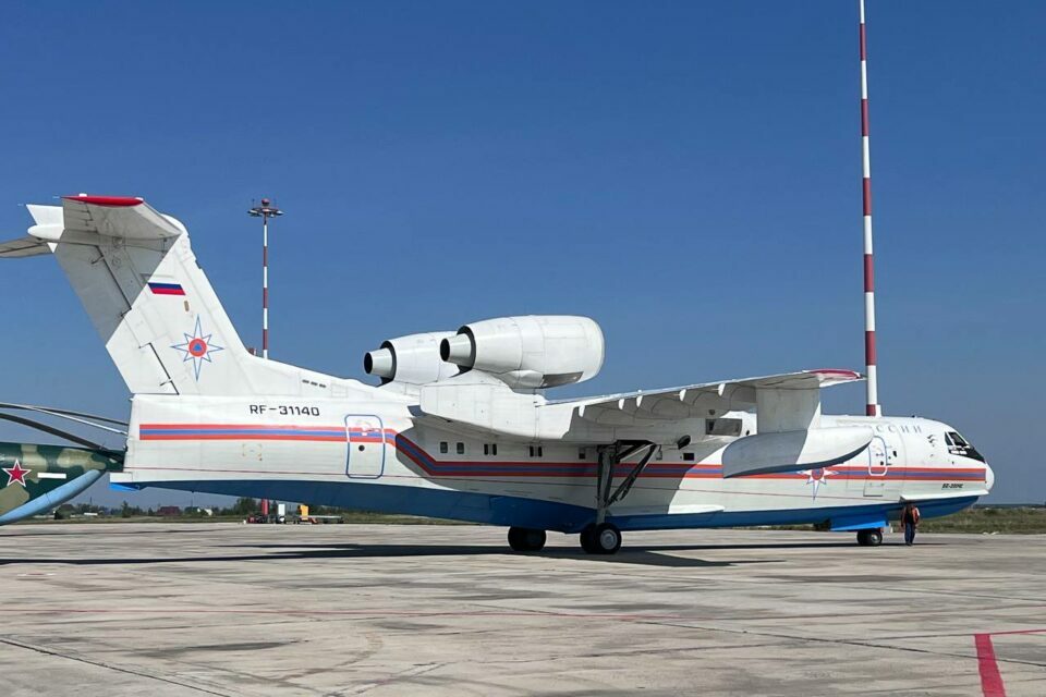 На тушении пожаров в Якутии задействованы десять воздушных судов
