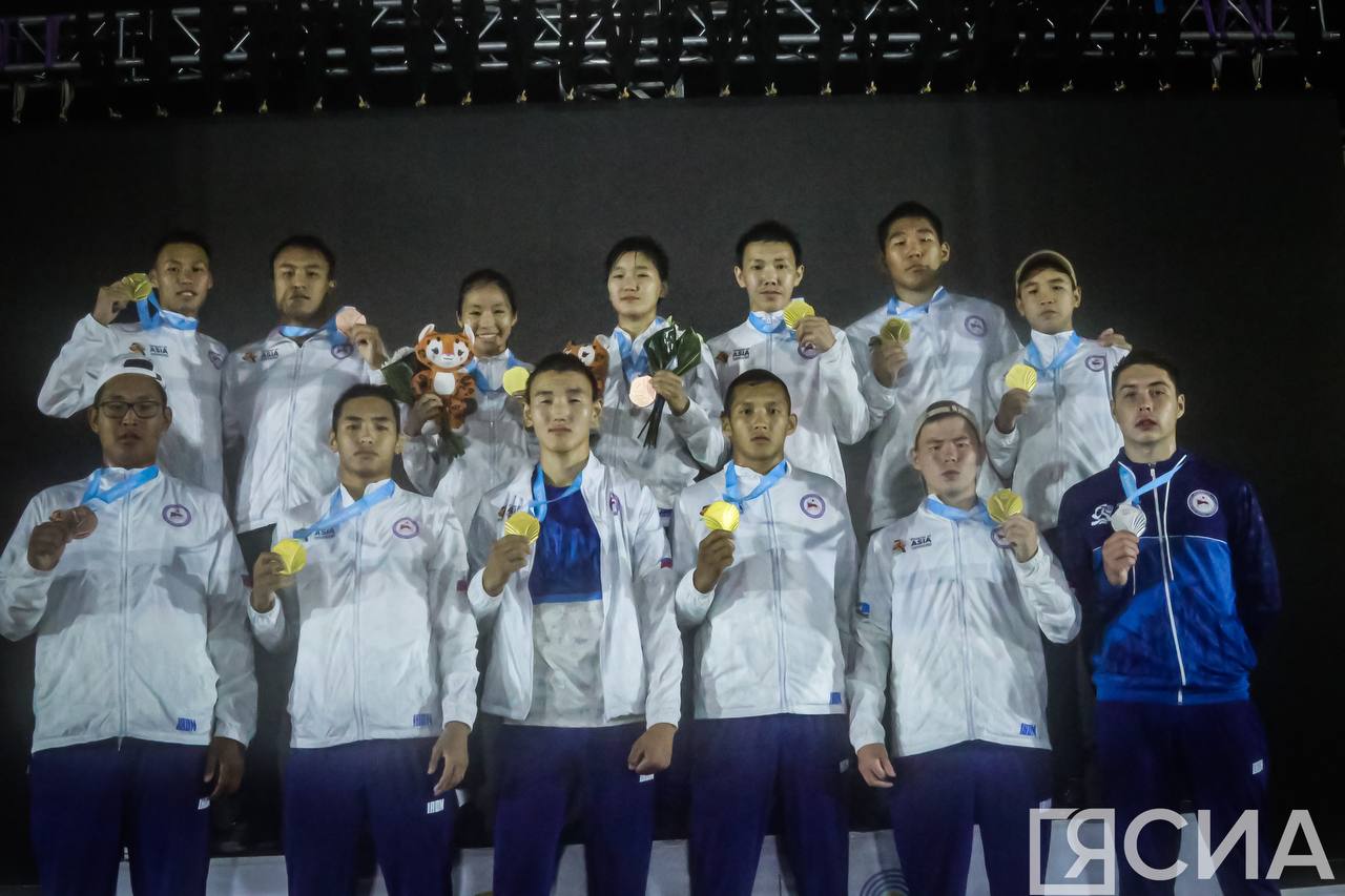 Якутским чемпионам игр "Дети Азии" вручили заслуженные награды