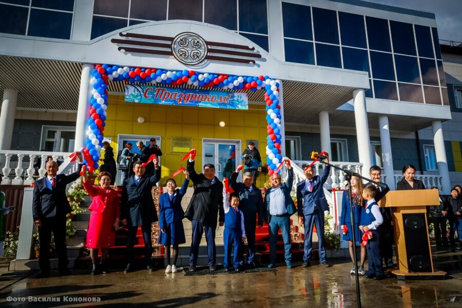 Новую школу открыли в селе Крест-Кытыл Намского района Якутии