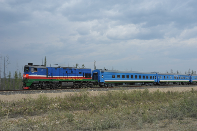 Восстановлено движение поездов после схода вагонов в Якутии