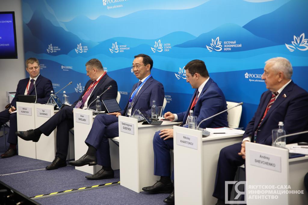 Расширить меры финансовой поддержки северного завоза предложил глава Якутии