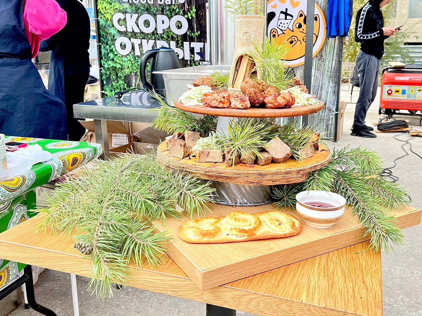 Фестиваль уличной еды «Вкусноград-2022» прошел в Якутске