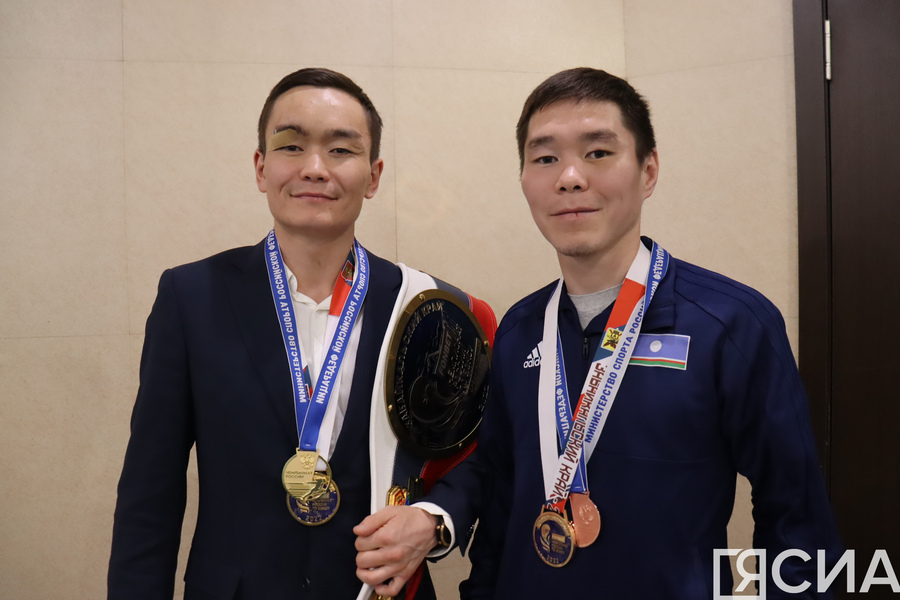 В Якутске чествовали победителя и бронзового призёра чемпионата России по боксу