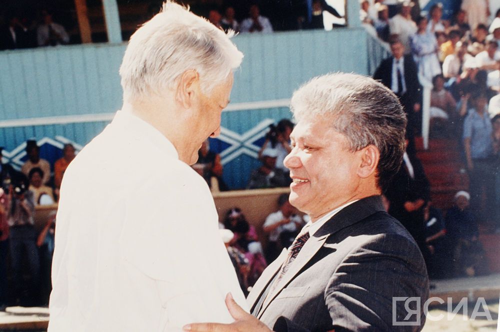 С Борисом Ельциным, 1993 г. Фото из архива ЯСИА