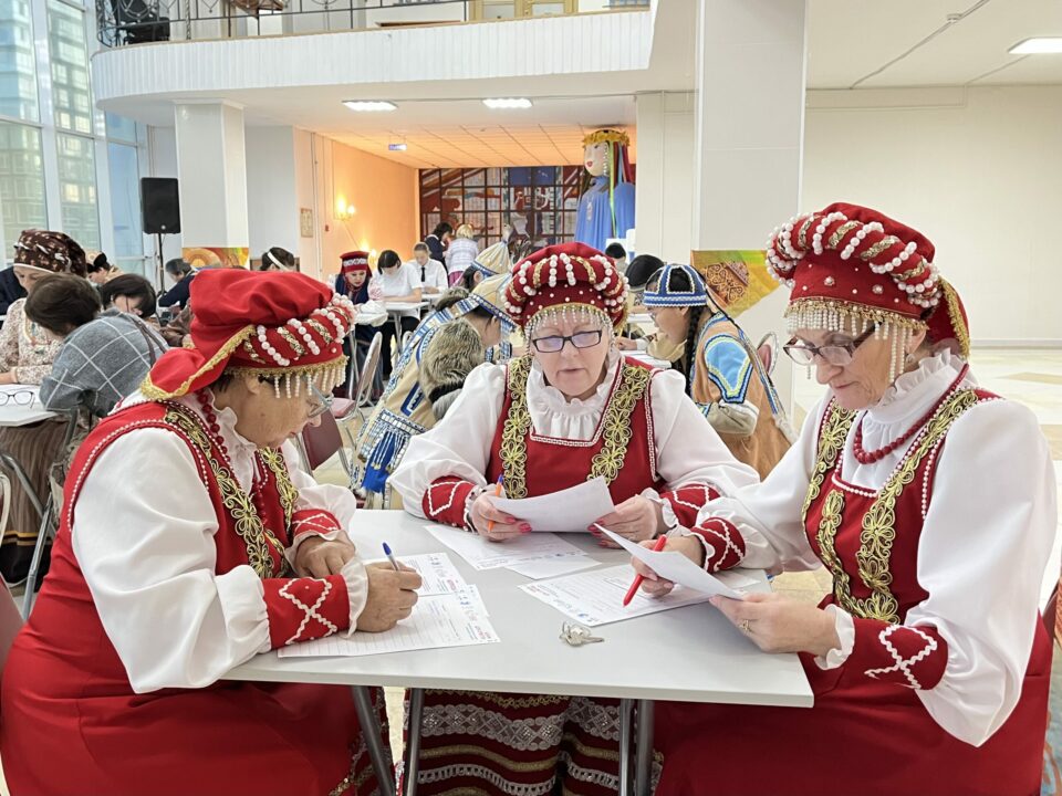 Этнокультурный класс. Народов много Страна одна этно украшает. Народов много Страна одна.