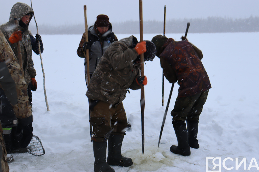 Рыбалка в якутии зимой 2020. Осипов мунха. Мунха в Якутии. Мунха тэрээ. Рыбалка в Якутии.