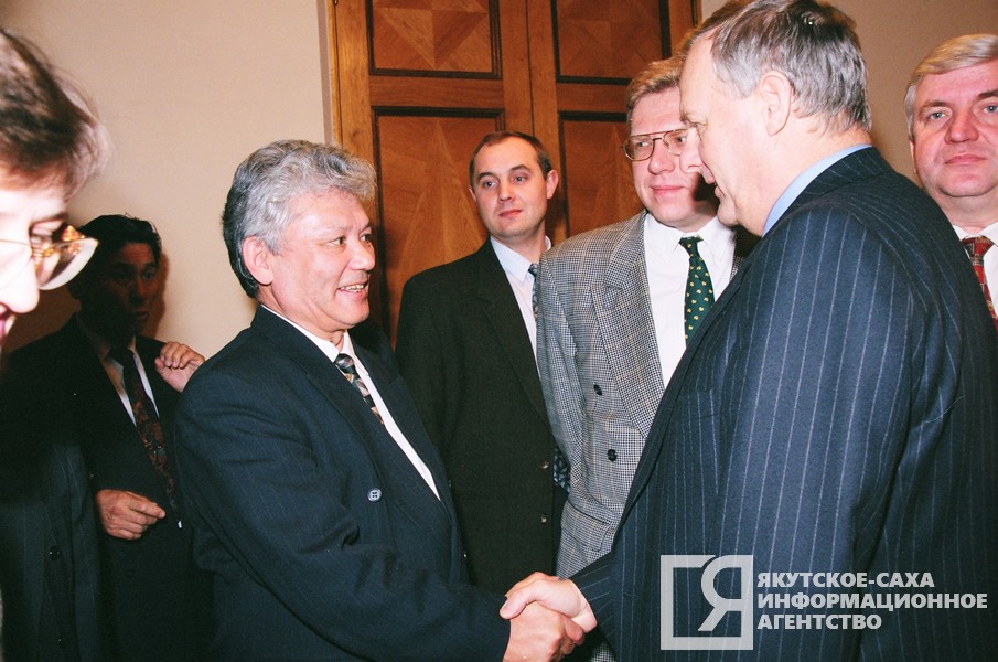 Встреча с А. Собчаком. Фото из архива ЯСИА