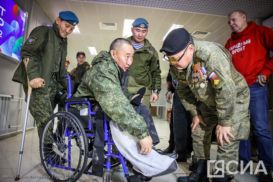В Якутске встретили раненого бойца добровольческого отряда «Боотур»