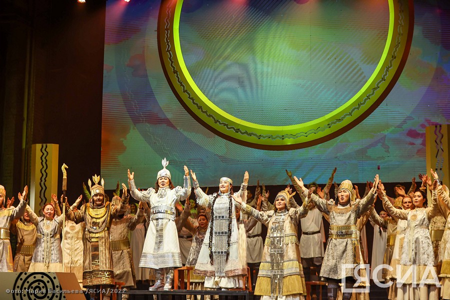 Часть средств с продажи билетов на оперу «Ньургун Боотур» направят на поддержку участников СВО