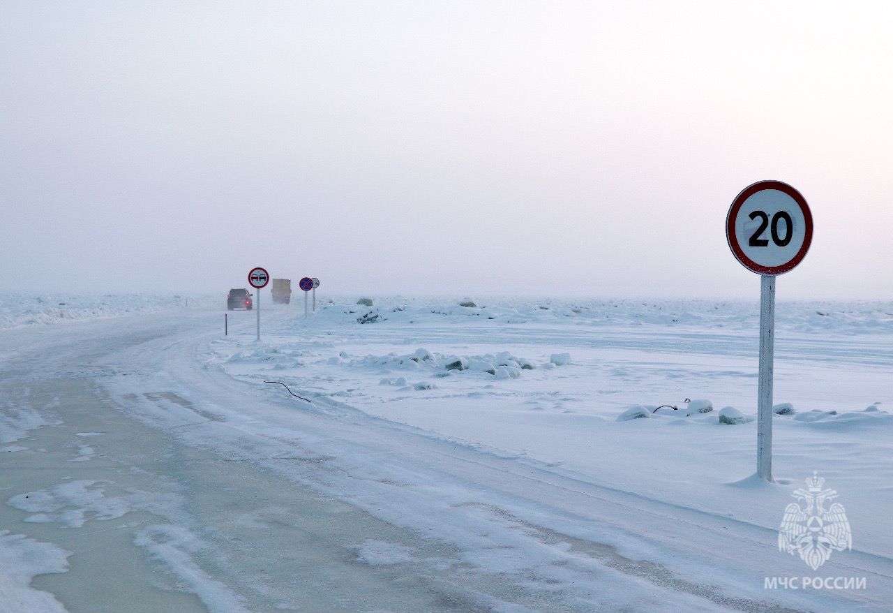 В Якутии открылась ледовая переправа через реку Марху