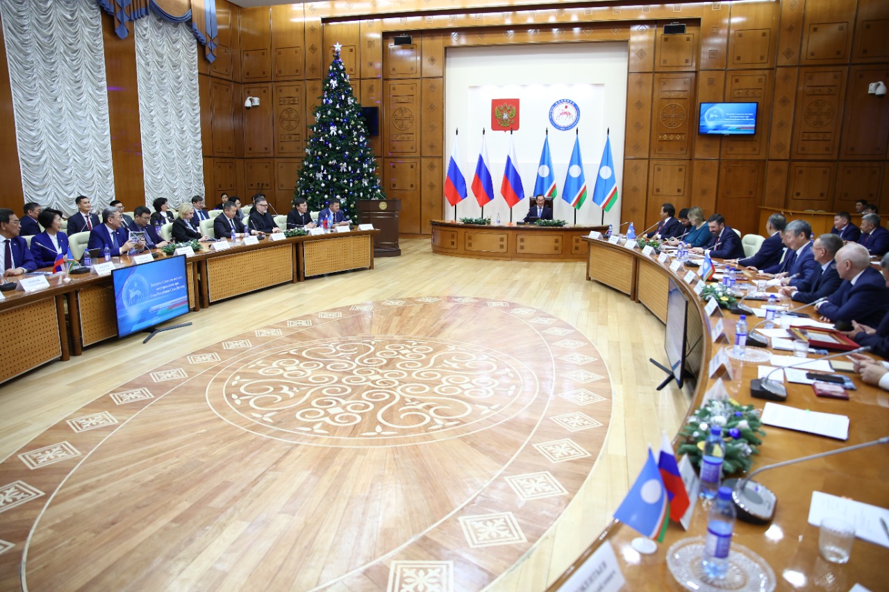 В Якутии состоялось итоговое заседание Совета по местному самоуправлению