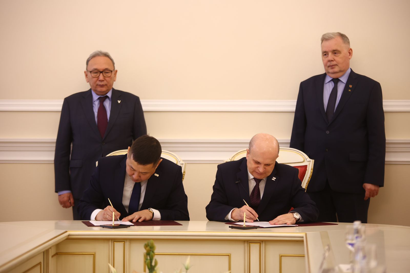 Чурапчинский улус и Выборгский район Санкт-Петербурга подписали соглашение о сотрудничестве