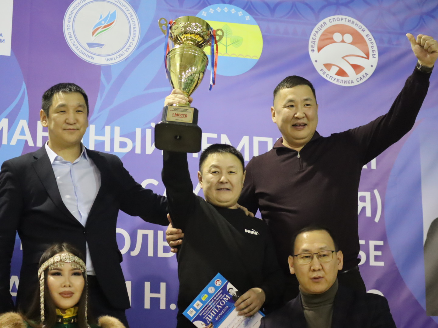 В Чурапче стали известны имена победителей чемпионата Якутии по вольной борьбе