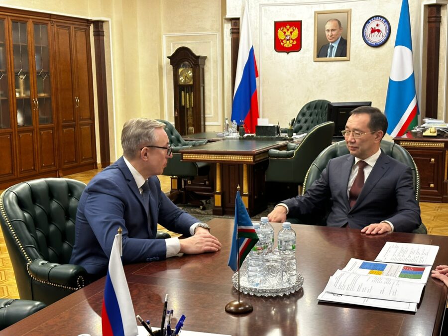 Глава Якутии и посол МИД РФ обсудили подготовку к международной конференции по изменению климата