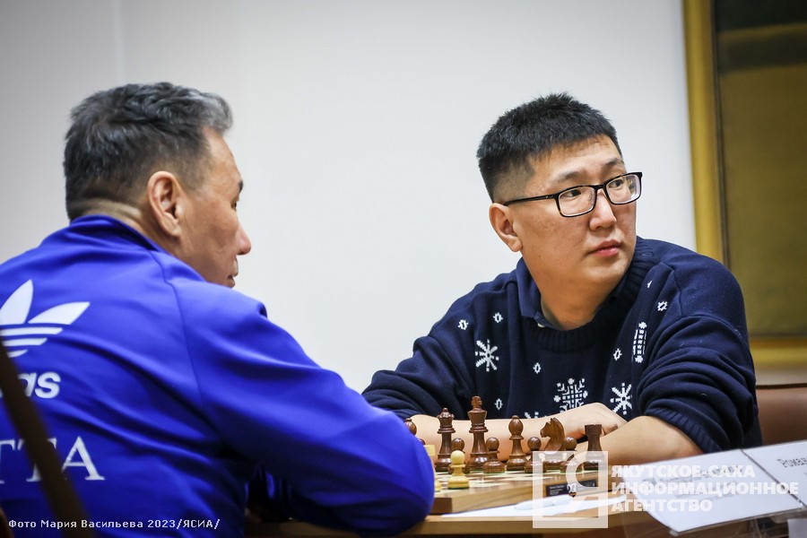 С участием гроссмейстеров стартовал Кубок главы Якутии по шахматам