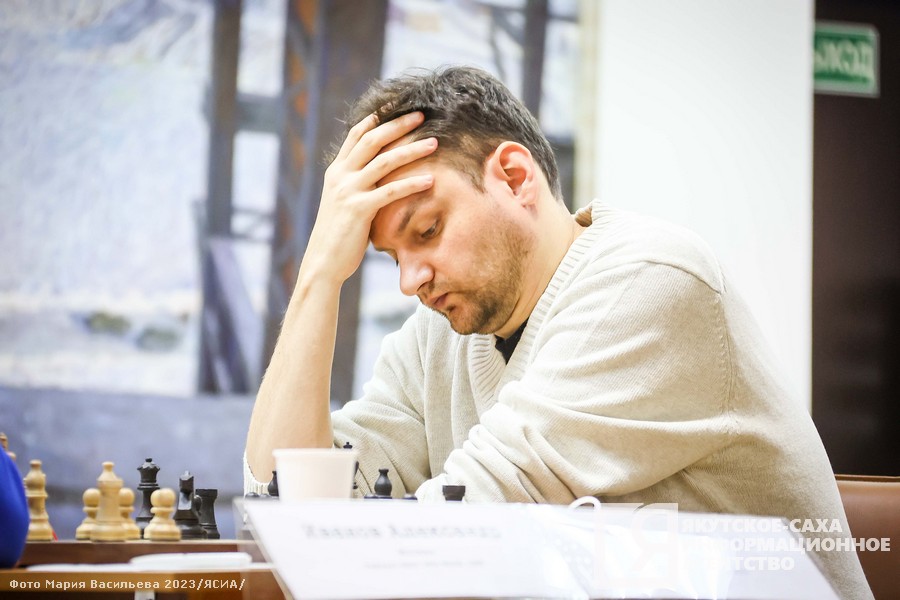Интрига перед последним туром. На Кубке главы Якутии по шахматам лидируют три гроссмейстера