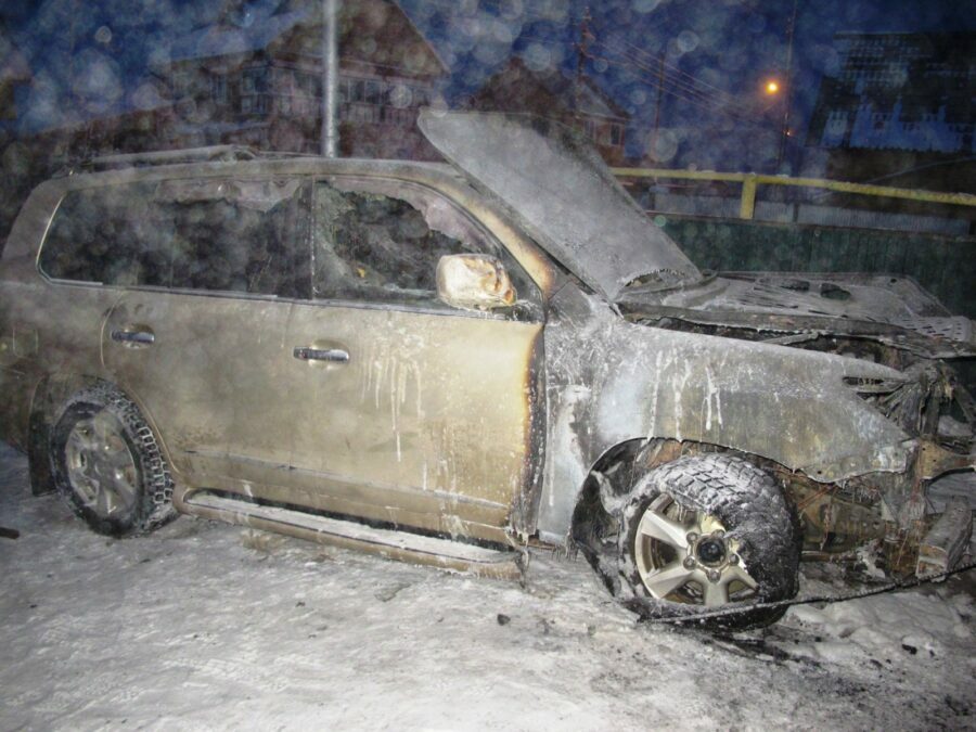 Эксперт пожарной лаборатории МЧС Якутии рассказал о причинах возгорания автомобилей