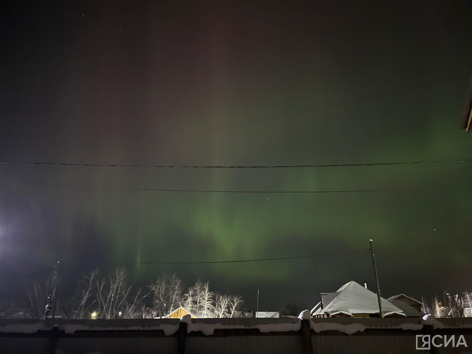 Фотофакт: северное сияние наблюдали в понедельник жители Якутска и многих районов