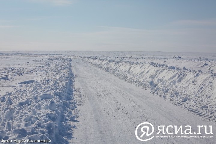 В Якутии дороги «Кобяй» и «Сангар» закрыли для проезда по метеоусловиям
