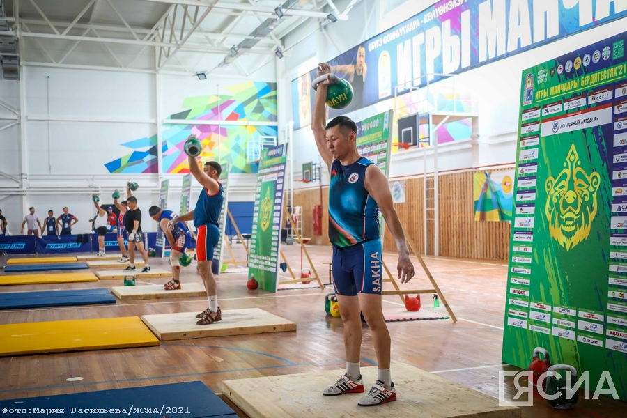 Именитые спортсмены примут участие в чемпионате Якутии по гиревому спорту
