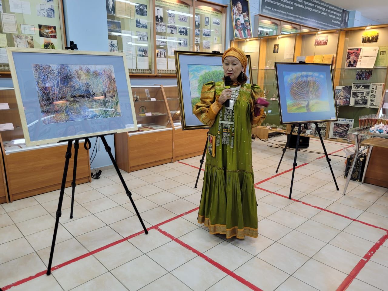 В Якутске открылась выставка керамиста Марии Гуляевой