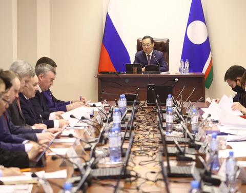 ​Глава Якутии провёл заседание комиссии по координации работы по противодействию коррупции   