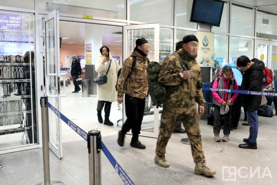 Четверо военнослужащих прибыли в Якутию в отпуск из зоны СВО