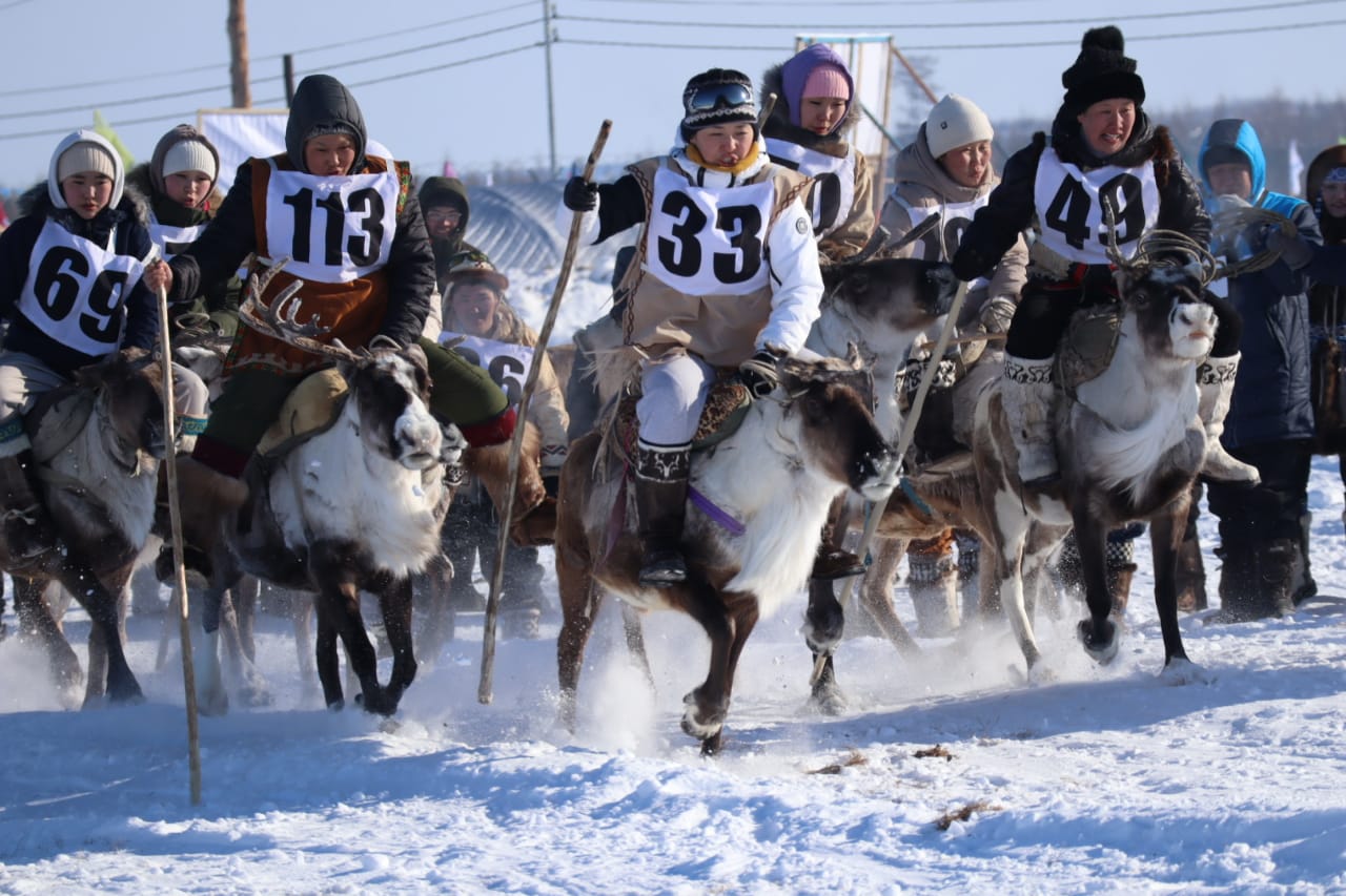 Стали известны имена победителей гонок на оленях IV Игр народов Севера