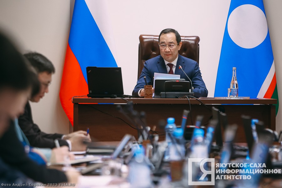 Глава Якутии возглавил медиарейтинг дальневосточных губернаторов