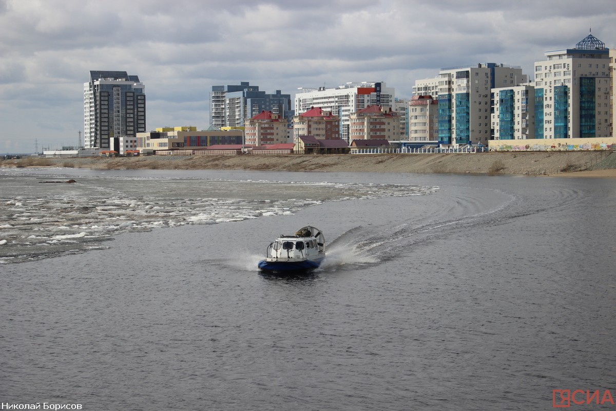 С 21 мая снизится стоимость проезда на судах на воздушной подушке по маршруту Якутск — Нижний Бестях
