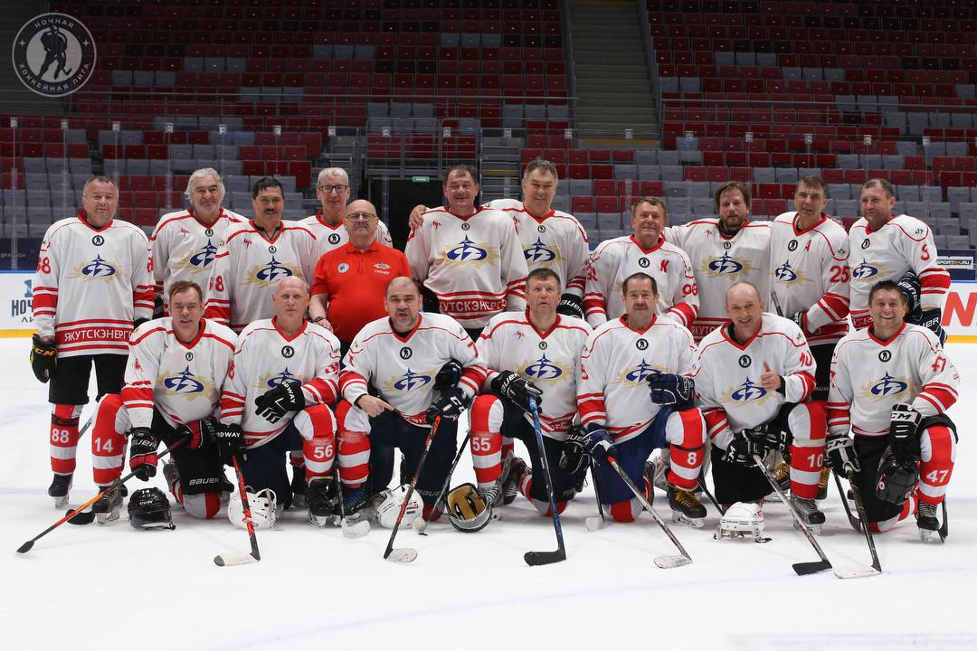 Якутские хоккеисты заняли третье место на фестивале ночной хоккейной лиги в Сочи