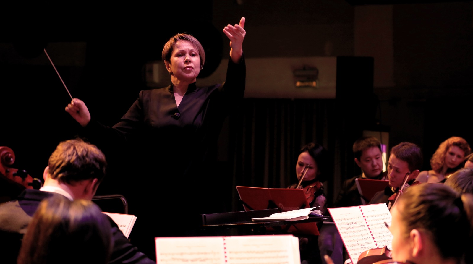 Филармония Якутии закроет 13-й симфонический сезон концертом в честь дирижера Валерия Гергиева