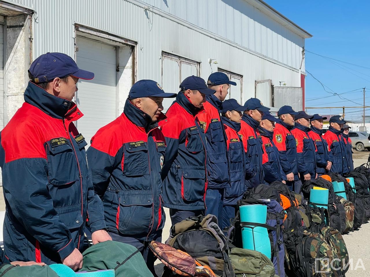 В Якутии оперативные группы спасателей начнут выезды в возможные зоны затопления с 8 мая