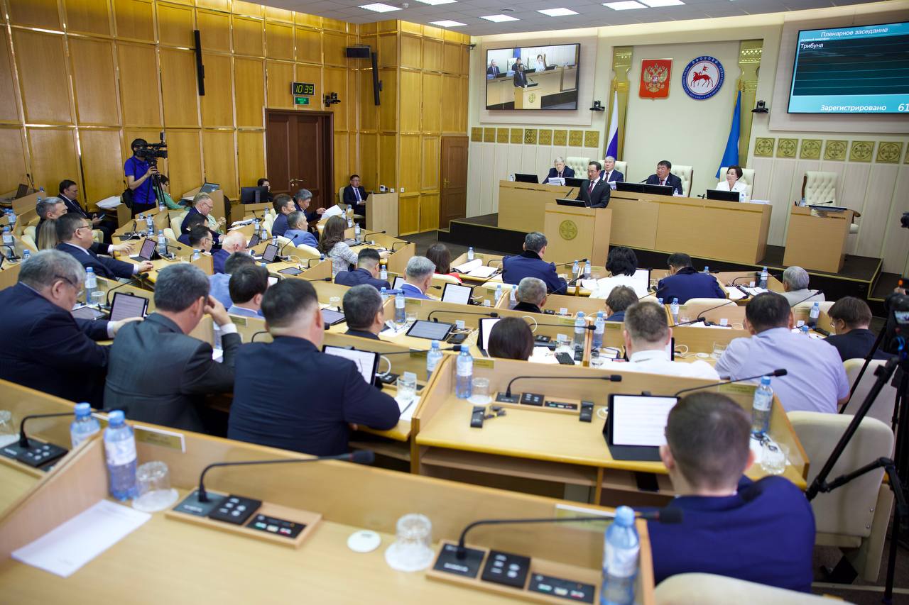 Депутаты Якутии одобрили отчёт главы республики об итогах работы правительства