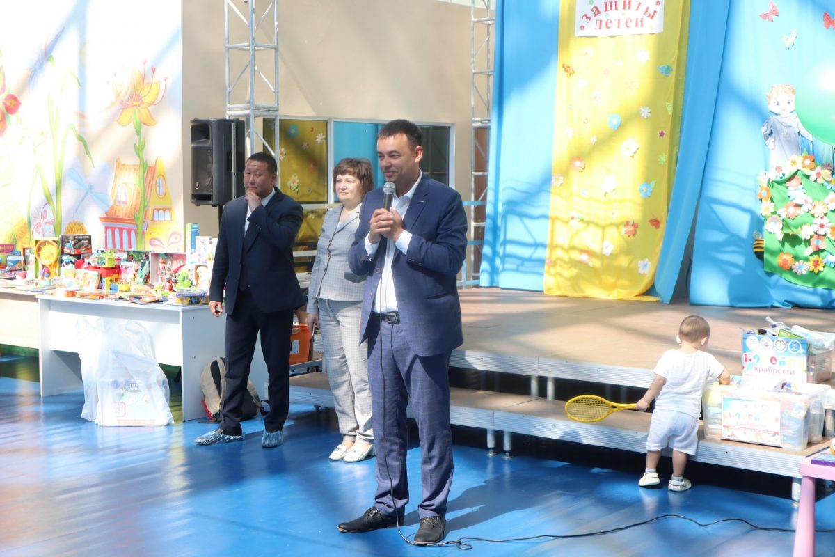 В Национальном центре медицины Якутии провели праздничное мероприятие в честь Дня защиты детей