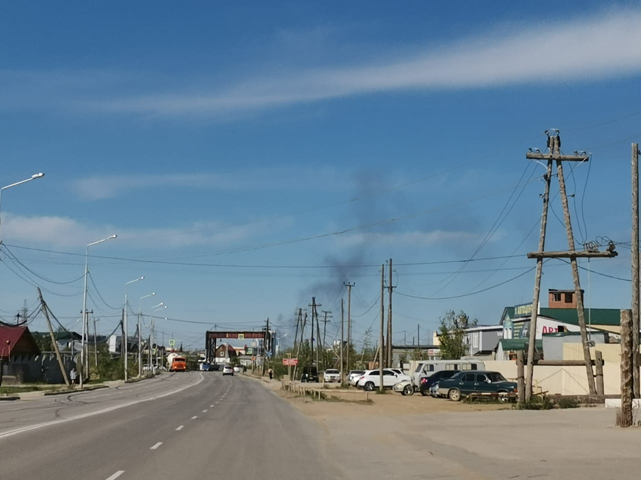 В частном секторе в районе Белого озера в Якутске вспыхнул пожар |  08.06.2023 | Якутск - БезФормата