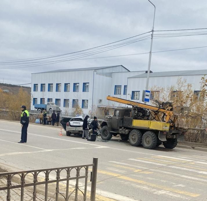 ДТП c погибшими произошло в Якутске на Вилюйском тракте