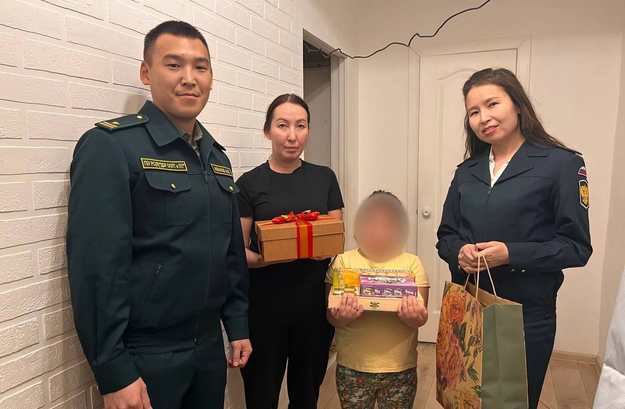 В Якутии работники Дирекции биологических ресурсов и ООПТ посетили семьи участников СВО