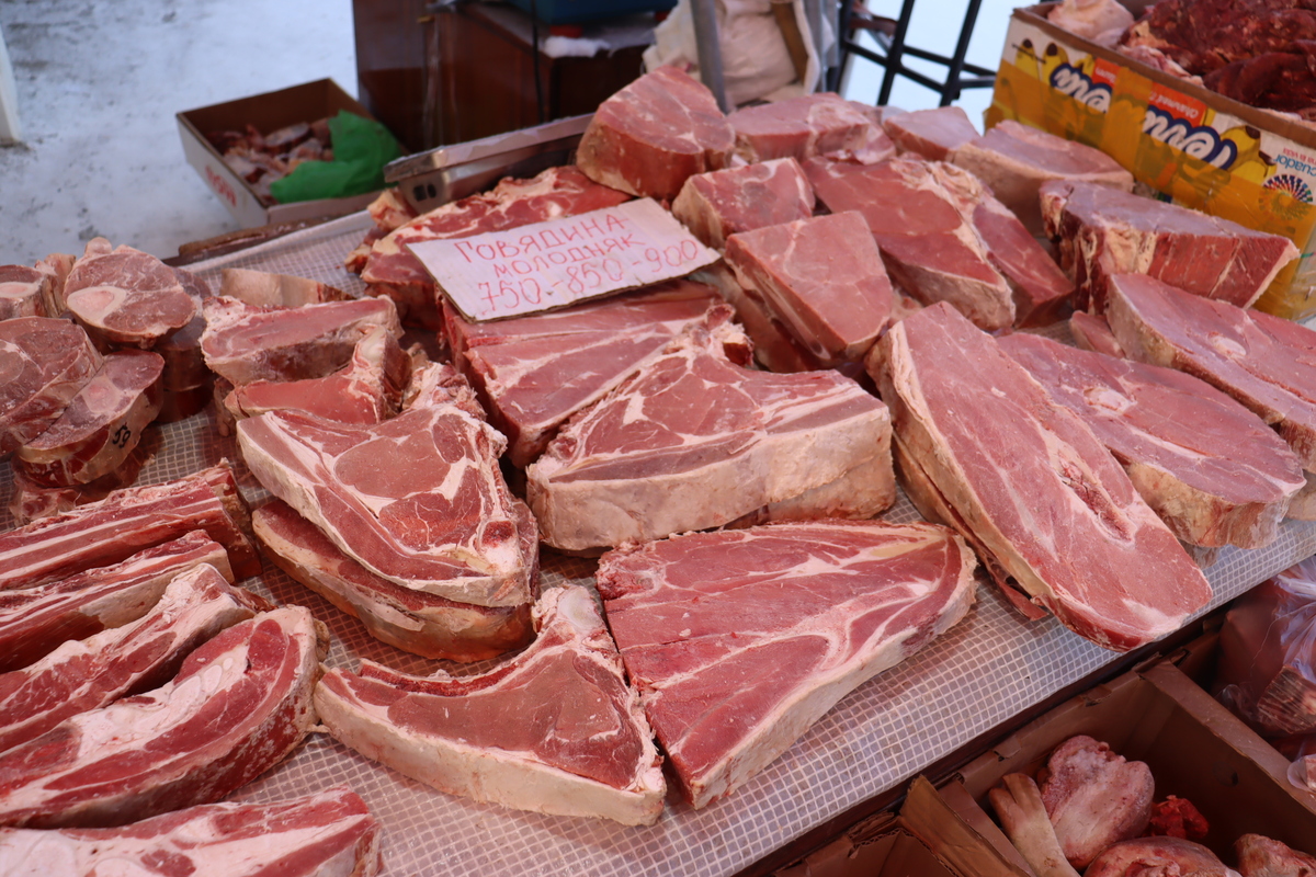 «Свежий забой»: обзор цен на мясо и рыбу в Якутске