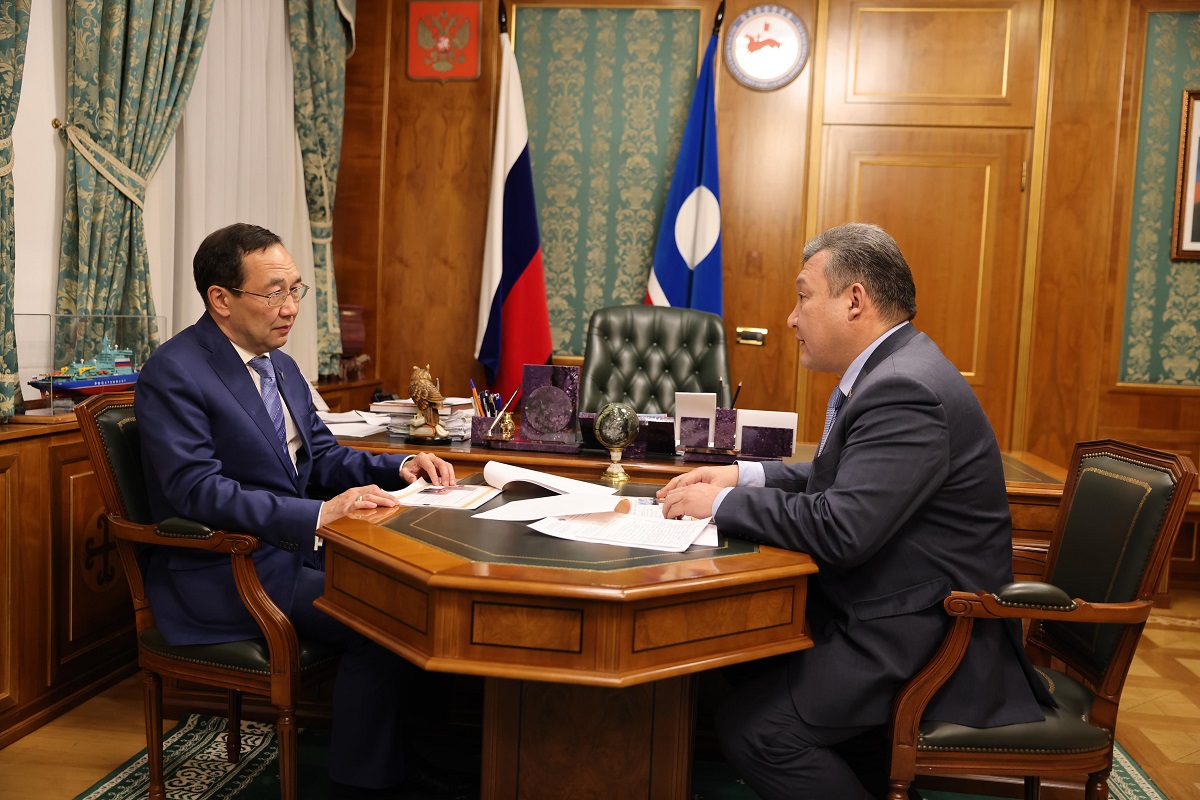 Глава Якутии положительно оценил итоги работы национального фонда «Барҕарыы»