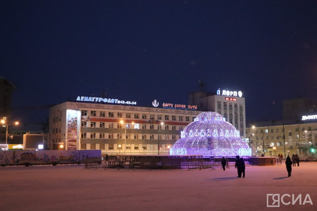 Пока в Якутии была ночь: повышение МРОТ, смертельное ДТП с участием поезда, самый большой Lego