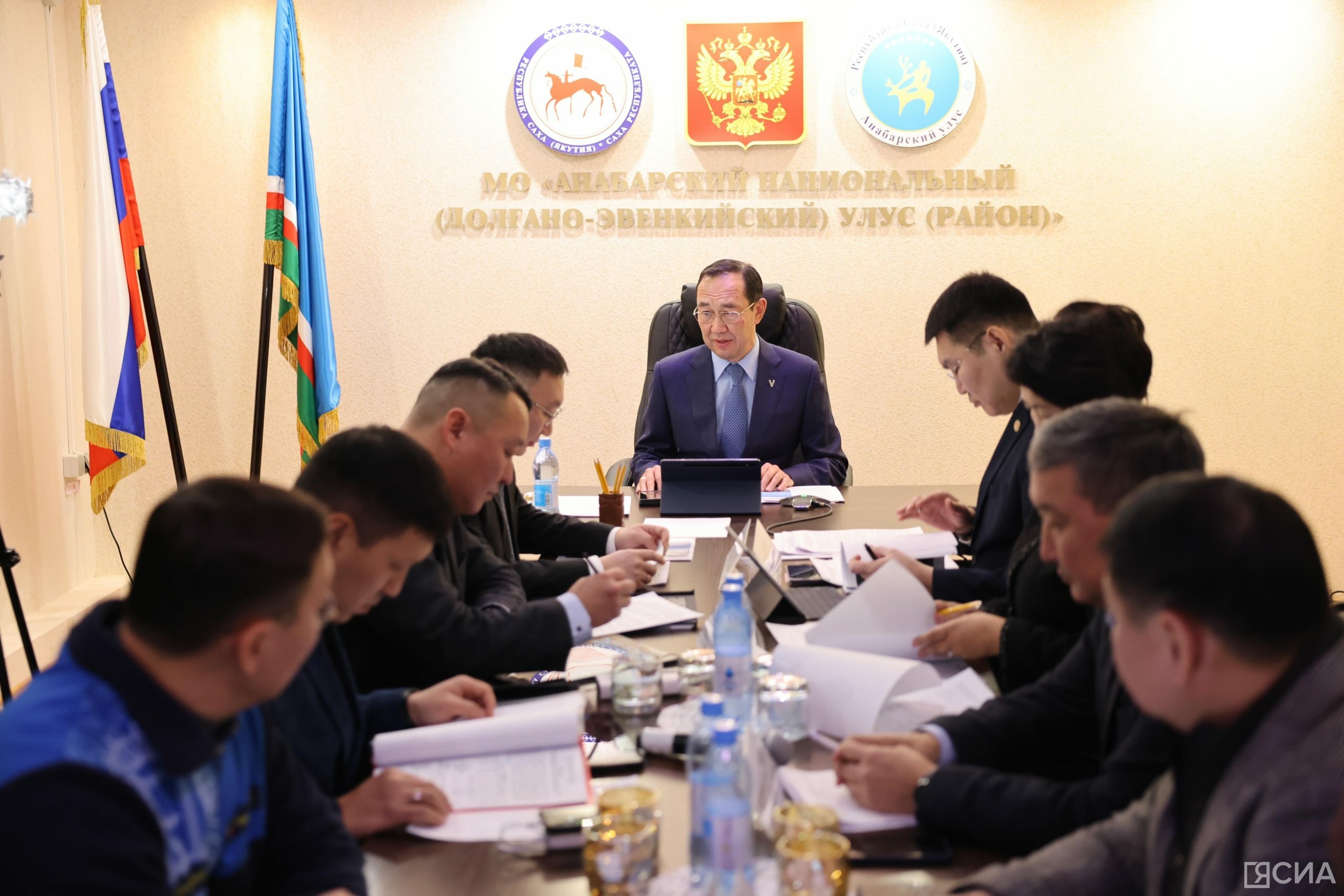 Айсен Николаев провел совещание по социально-экономическому развитию Анабарского района