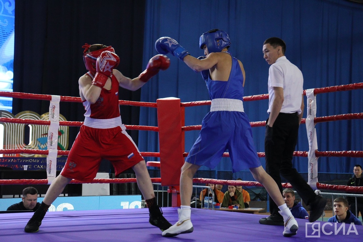 Якутские боксеры стартуют на первенстве Дальнего Востока среди юниоров