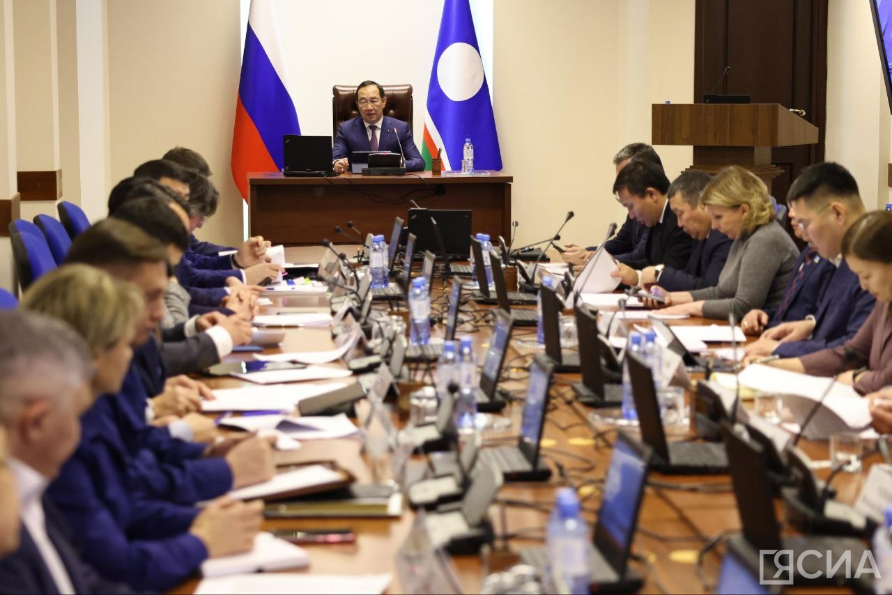 Глава Якутии поручил завершить мероприятия по нацпроектам на 2023 год в установленные сроки