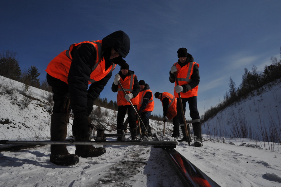 «Сложные условия и ответственность не пугают»: Михаил Тютюник — о работе на железной дороге в Якутии