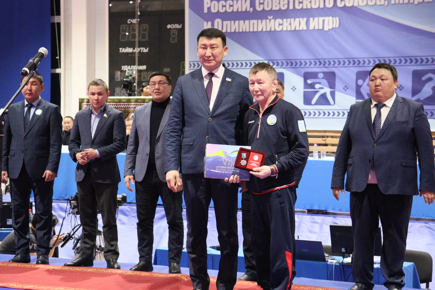 В Усть-Алданском районе дали старт чемпионату Якутии по вольной борьбе памяти Николая Тарского