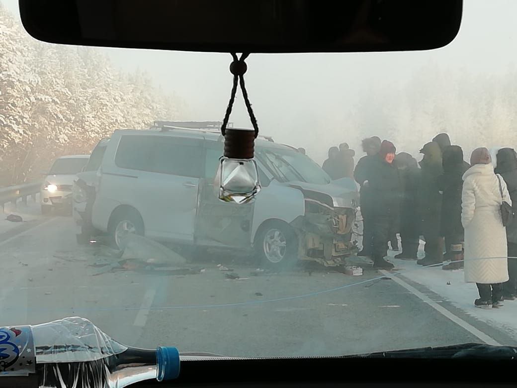 Массовое ДТП с участием пяти автомобилей произошло в Мегино-Кангаласском районе